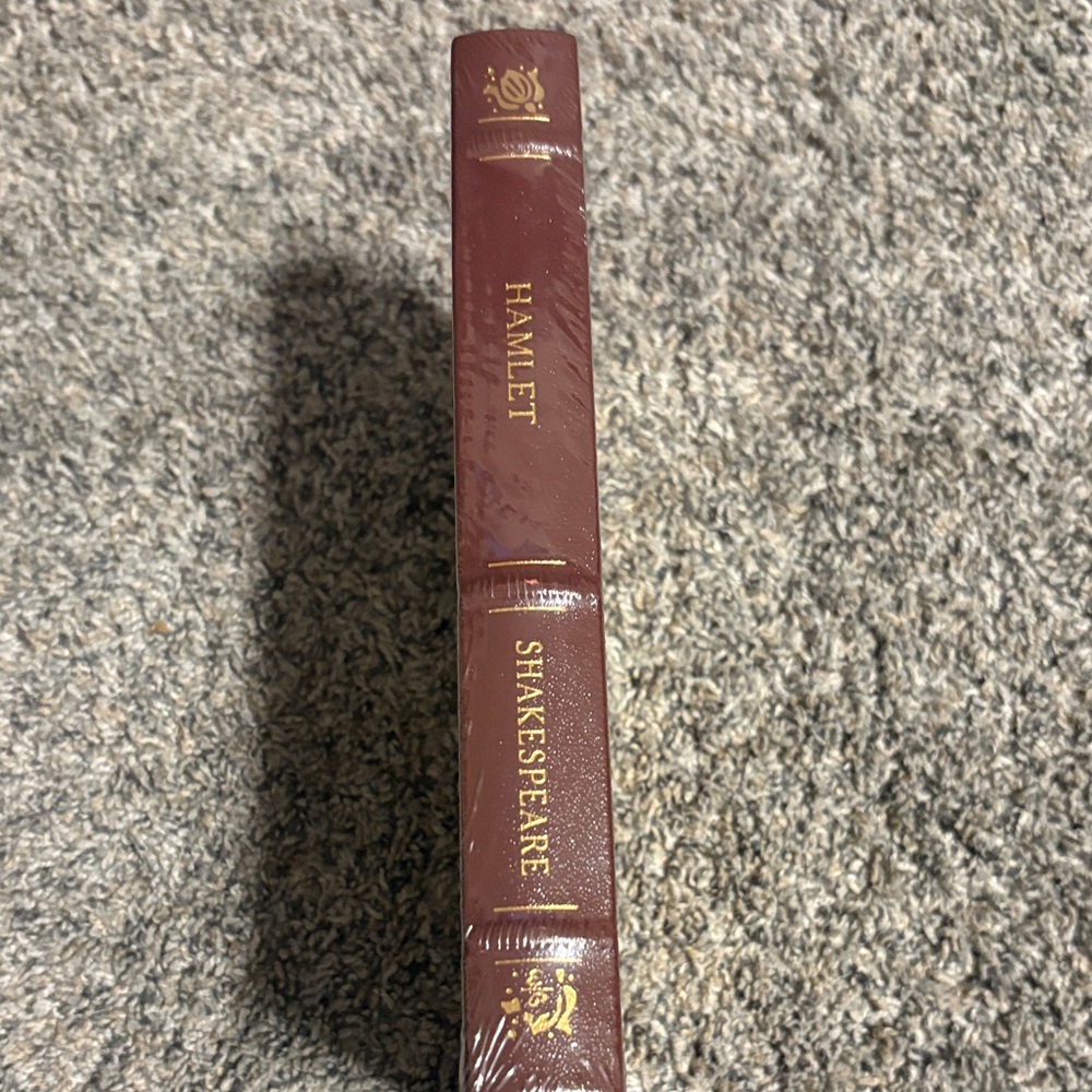 Hamlet by Shakespeare Decorative Burgundy Book